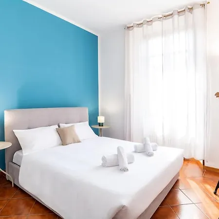 2bd Flat Near Cathedral